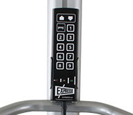 Unité de commande paramétrable pour chariot manipulateur